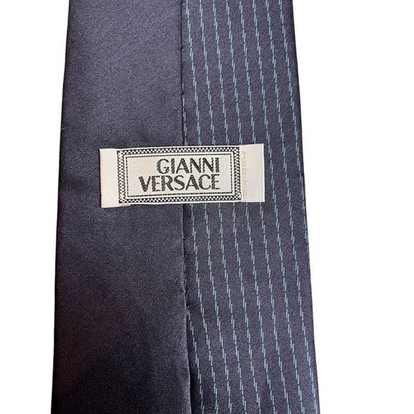 GIANNI VERSACE 90s Vintage Blue Monochromatic Medusa Silk Tie Made in Italy - Picture 5 of 11